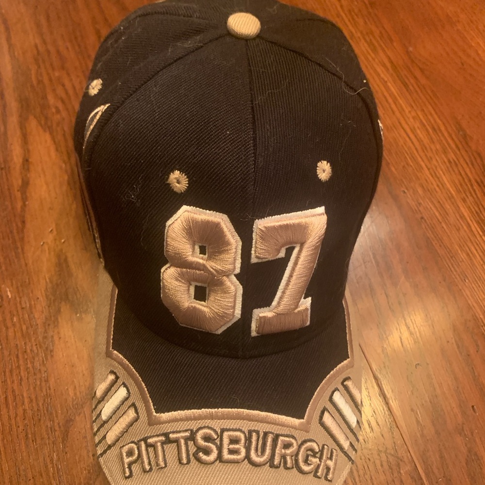 Pittsburgh Penguins Cap #87.   Sidney Crosby !!